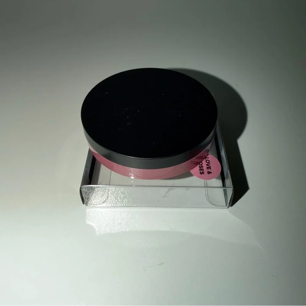NUDESTIX Love & Roses Blush Compact Brand New in box